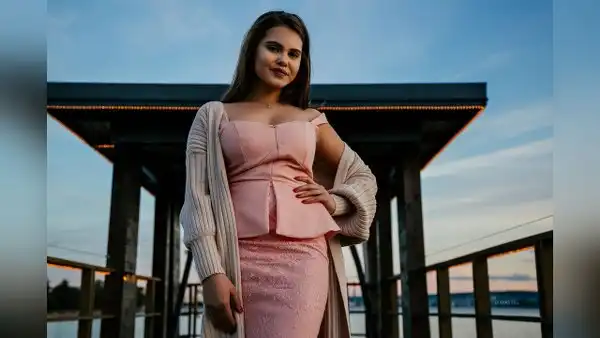 Escorts Service in Faridabad 2 high profile escorts goa